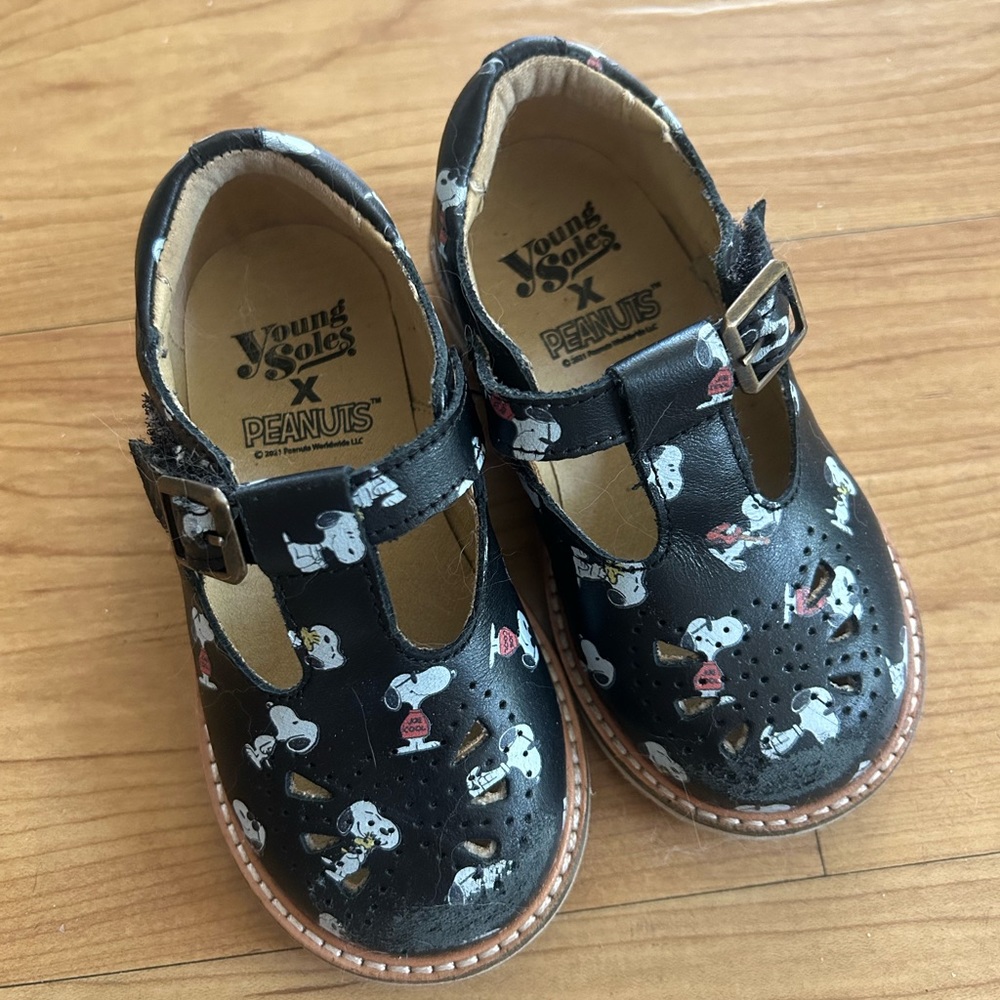 Young Soles x Peanuts toddler black snoopy T- bar shoes